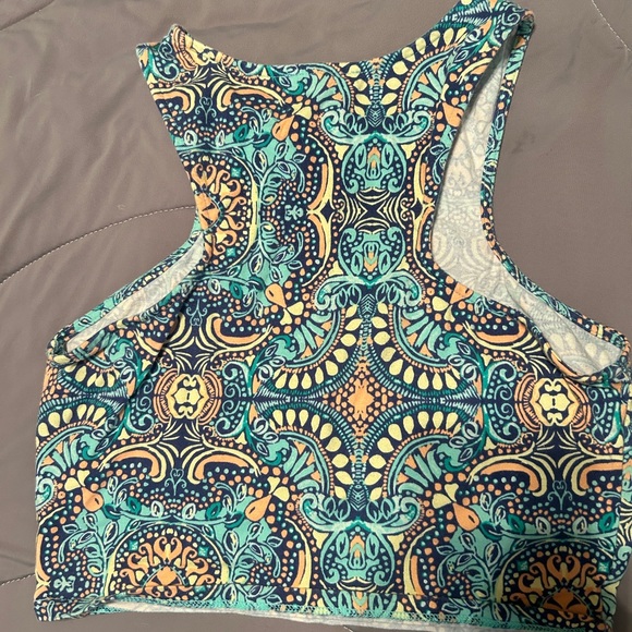 Charlotte Russe High Halter Neck Crop Top - Picture 3 of 3